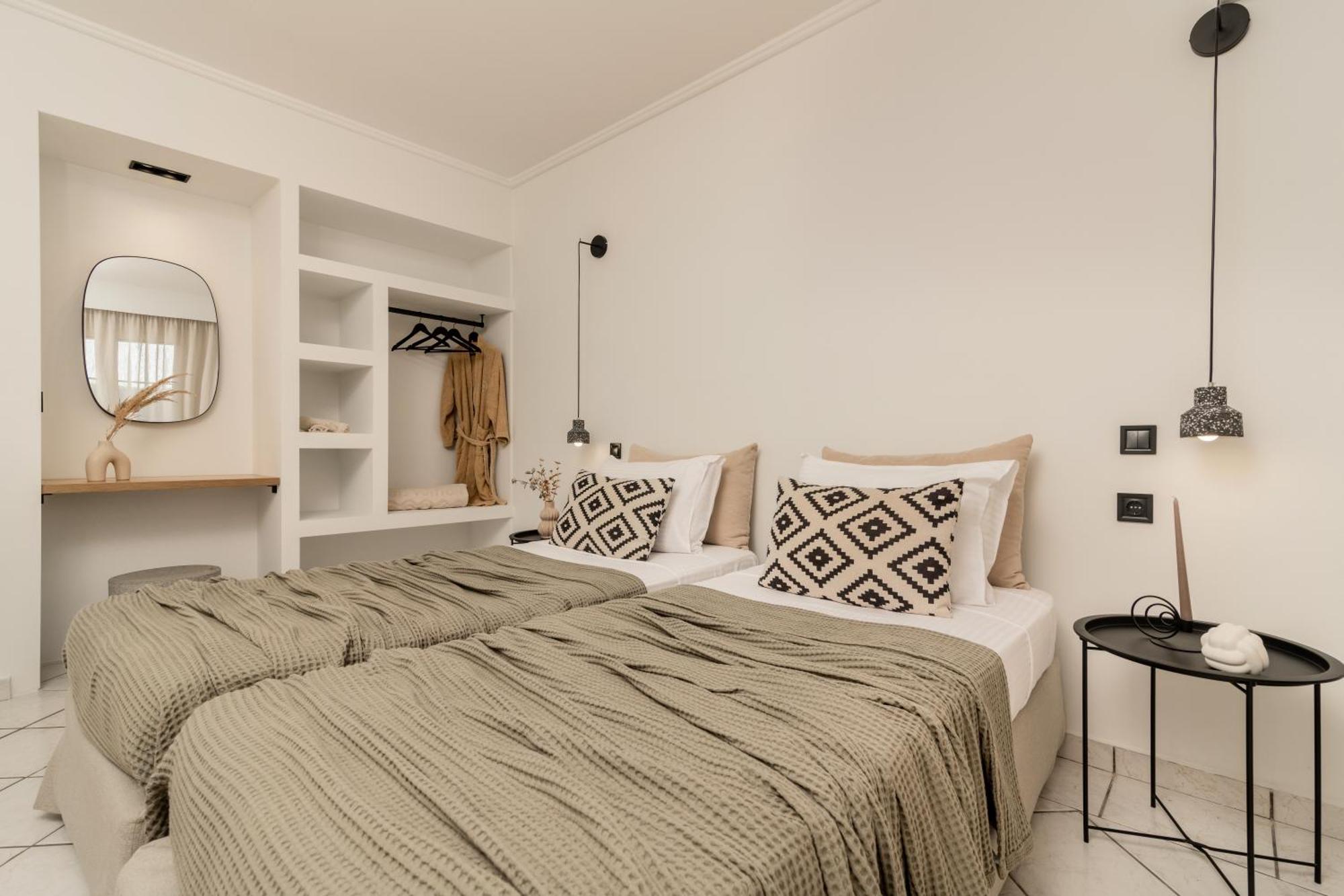 Daisy Hotel Plános Eksteriør bilde