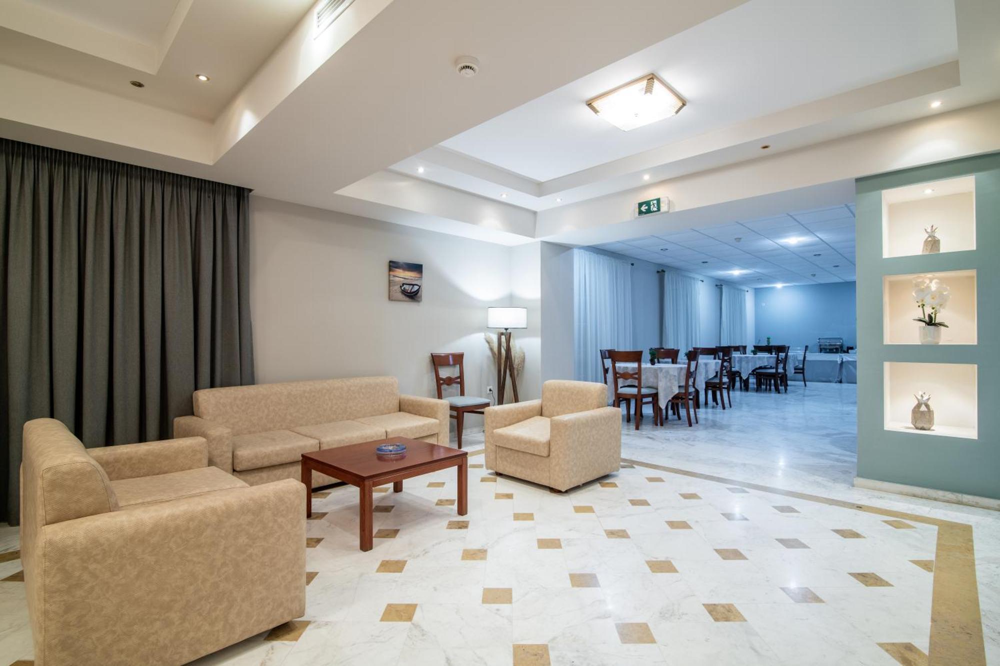 Daisy Hotel Plános Eksteriør bilde