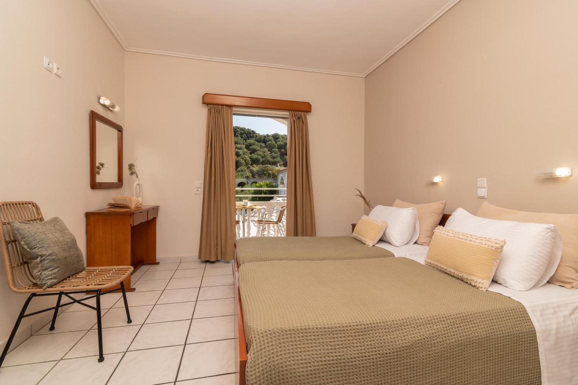 Daisy Hotel Plános Eksteriør bilde